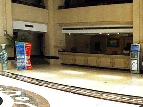 Zhongyuan Hotel - Image 4