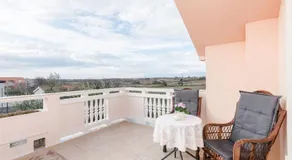 Flora Maris Pool Apartments - Image 5