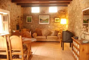 Casa Rural Masia Can Lluci - Image 2