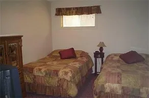 All Seasons Accommodation - Image 4