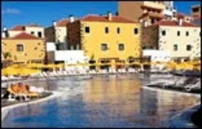 Aparthotel Riu Adeje - Image 1