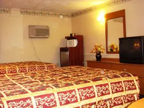 Budget Lodge Newton Falls - Image 2