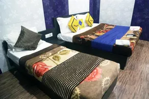 Vista Rooms At Shashtri Maidan - Image 5