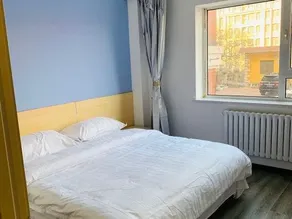 XINLONGMEN HOSTEL - Image 3