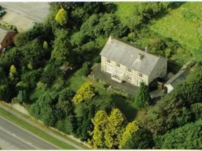 Benthams Guesthouse - Image 3