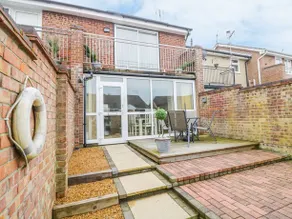 Pebble House - Image 1