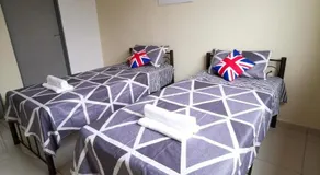 Ria Semi-D Homestay - Image 5