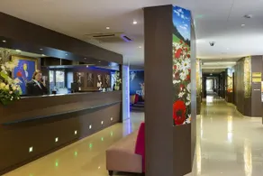 HÔTEL ROI SOLEIL PRESTIGE COLMAR - Image 2