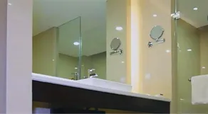 Spring Hotel - Image 5
