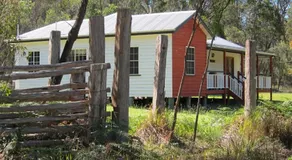 Neds Cabin - Image 5