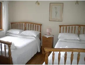Glenshandan Lodge Guest House - Image 4