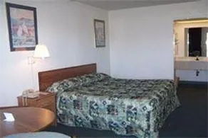 Knights Inn Lake City - Image 5
