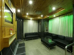 Harmony Blue Valley View Manali - Image 4