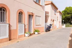 The Lake House Puerto de Alcudia - Image 2