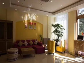 Homeinn Hotel (Lhasa Tibet Museum Lobrinka) - Image 2