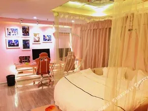 Love Hotel Wuhan - Image 4