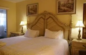 Senzi Guest House - Image 2