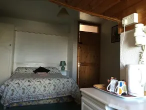 Ocean Crest Guesthouse - Image 5