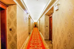Bandao Holiday Hotel - Image 4