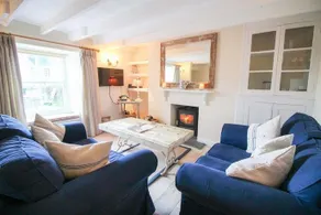 Little Cottage - Image 5