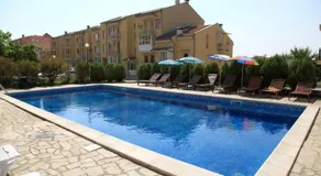 South Coast Apartments - Image 3