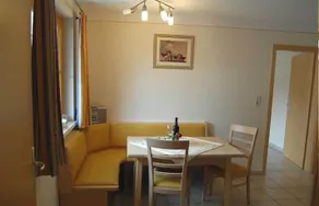 Apart Röck - Image 2