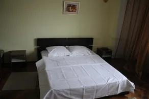 Modern apartment city center 2 - Image 3