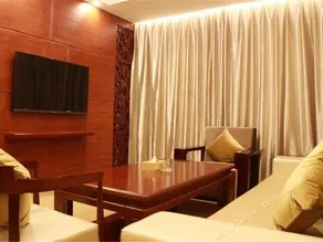 Yuelong Hotel - Image 5