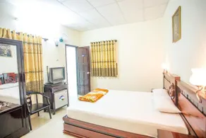 Huong Vy 3 Hotel - Image 4
