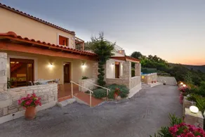 Harkia Villas - Image 2