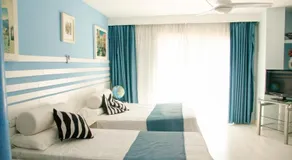 Villa Matias Pool and beach - Image 3