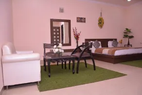 Midtown Hotel And Banquets - Image 5