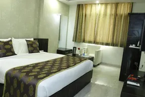 Hotel Tulip Continental - Image 4