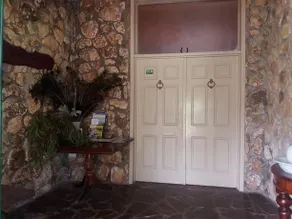 Pelican Lagoon Lodge - Image 4