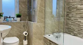 Greenbridge Serviced Apartment - Image 5