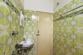 KVR Deluxe Residency - Image 5