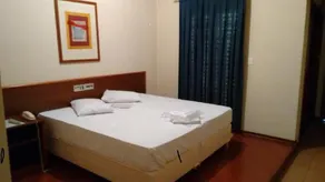 Motel Vison - Image 2