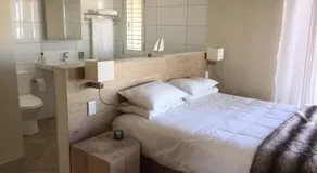 The Beach House - Glentana - Image 3