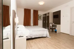 Foscolo Residence - Image 5