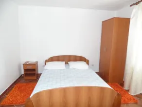 Apartments Macaso - Image 5