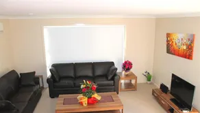 Serviced Houses Roxburgh Park - Image 5