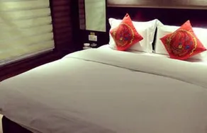 Phoenix Xiyuan Hotel - Image 2