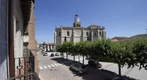 Apartamentos La Rocanda - Image 2