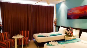 Kata Beach Center - Image 5