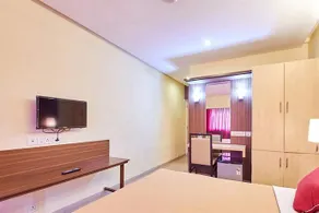 Hotel Ayush International - Image 3