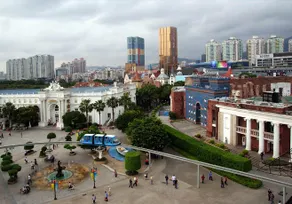 Dongfang Hotel - Image 2