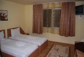 Pensiunea Casa Verde - Image 3