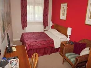 The Wheatsheaf Inn - Image 2