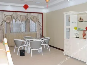Cen Yang Hotel - Image 4