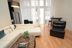 Walnut Street Stunning 3 Bedroom - Image 5